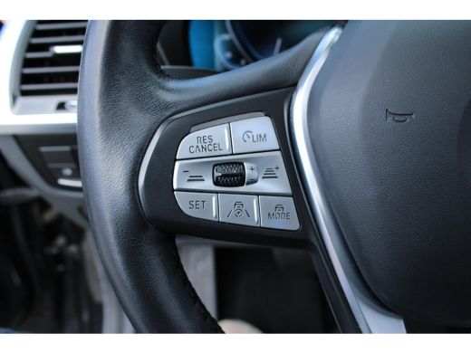 BMW iX3 Executive 80 kWh NL-AUTO SHADOW LINE | PANODAK | LEDER ActivLease financial lease