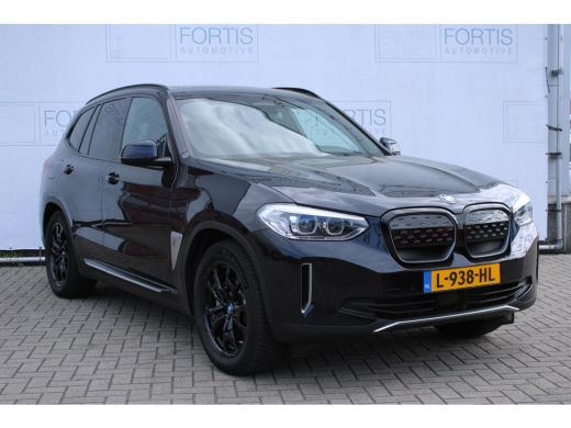 BMW iX3 Executive 80 kWh NL-AUTO SHADOW LINE | PANODAK | LEDER ActivLease financial lease