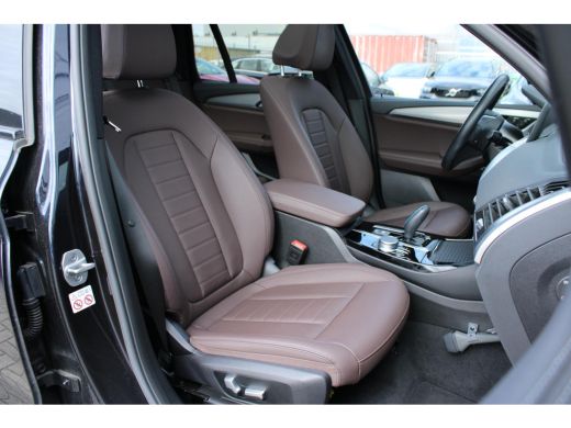 BMW iX3 Executive 80 kWh NL-AUTO SHADOW LINE | PANODAK | LEDER ActivLease financial lease