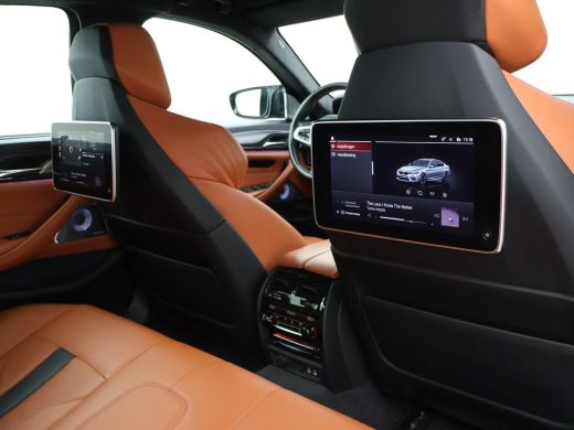 BMW M5 M5 COMPETITION 625 PK ORIG. NL BTW + B&W | HEAD-UP | KERAMISCH | ADAPTIVE CRUISE | SCHERMEN ACHTERIN ActivLease financial lease