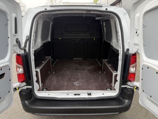 Citroën Berlingo 130pk Club (Camera - Navigatie - Laadruimte betimmering - 3-zits - Parkeersensoren V+A - Airco - ... ActivLease financial lease