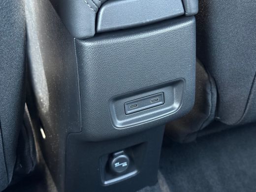 Citroën &euml;-C3 Plus 113pk Comfort Range 44 kWh Cruise control | Parkeer sensoren achter | Apple carplay & Androi... ActivLease financial lease