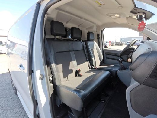 Citroën Jumpy 2.0 BlueHDI 120 M Driver | Navigatie | Camera | 3-Zits | Climate control | Lichtmetaal | Trekhaak... ActivLease financial lease