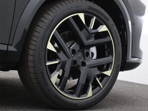 CUPRA Formentor 1.5 TSI e-Hybrid VZ Tribe Edition 204PK DSG Pano-Schuifdak, Trekhaak, Keyless, Memorystoelen, 19"... ActivLease financial lease