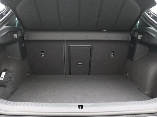 CUPRA Formentor 1.5 TSI e-Hybrid VZ Tribe Edition 204PK DSG Pano-Schuifdak, Trekhaak, Keyless, Memorystoelen, 19"... ActivLease financial lease
