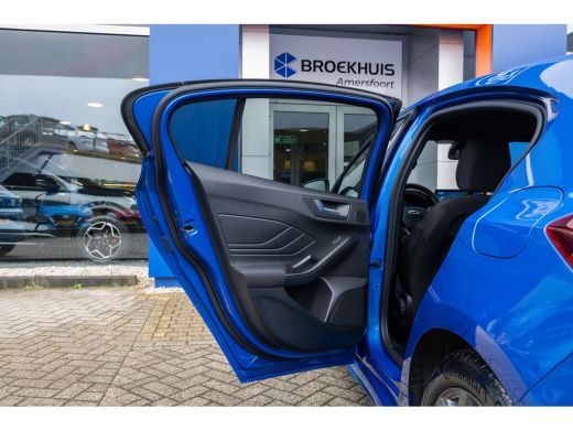 Ford Focus 1.0 EcoBoost Hybrid ST Line X | Camera | Stoel/stuur/voorruit verwarming | B&O audio | Full-LED |... ActivLease financial lease
