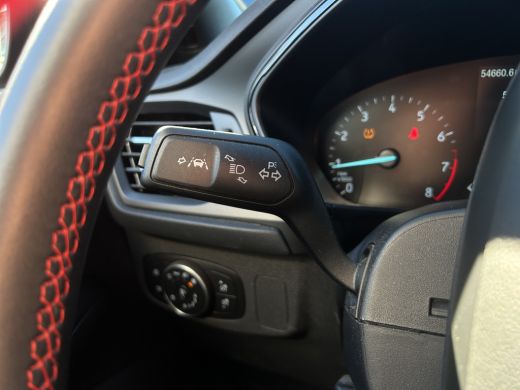 Ford Focus 1.0 ST Line Business | Winterpack | Camera | Cruise Control | CarPlay | | Cruise control | LED da... ActivLease financial lease