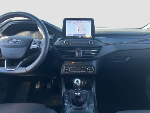 Ford Focus 1.0 ST Line Business | Winterpack | Camera | Cruise Control | CarPlay | | Cruise control | LED da... ActivLease financial lease