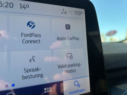 Ford Focus 1.0 ST Line Business | Winterpack | Camera | Cruise Control | CarPlay | | Cruise control | LED da... ActivLease financial lease