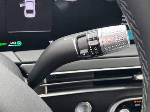 Genesis GV60 84 kWh 229pk Long Range RWD Single Motor Premium | V2L | Leder | Bang & Olufsen | Panoramadak | C... ActivLease financial lease