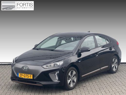 Hyundai IONIQ Comfort EV NL-AUTO | WINTERBANDEN | ECC | SOH 99%