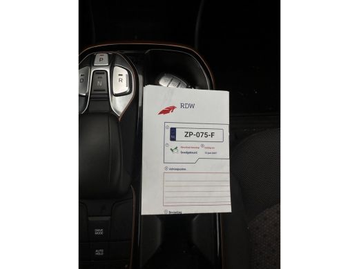 Hyundai IONIQ Comfort EV NL-AUTO | WINTERBANDEN | ECC | SOH 99% ActivLease financial lease