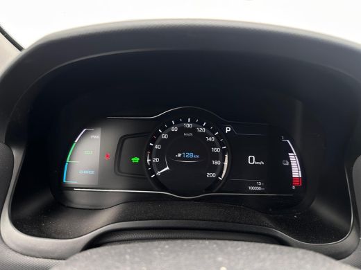 Hyundai IONIQ Comfort EV NL-AUTO | WINTERBANDEN | ECC | SOH 99% ActivLease financial lease