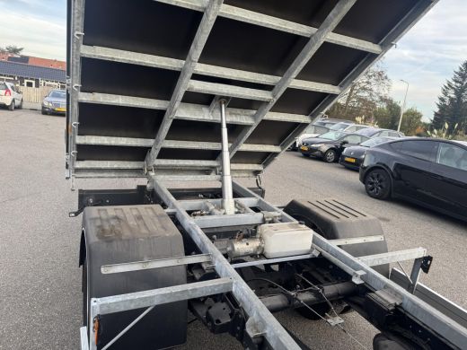 Iveco Daily 35C18H 3.0 410 BPM VRIJ /LAADBAK 7500KG/ AUTOMAAT/ ActivLease financial lease