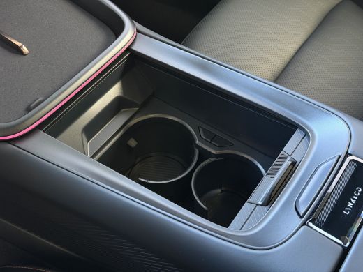 Lynk & Co 08 2026 345PK MORE HYBRIDE MASSAGE STOEL VERW/VENTILATIE PANO MATRIX LED HARMAN KARDON NIEUWE AUTO 3... ActivLease financial lease