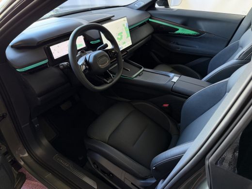 Lynk & Co 08 2026 345PK MORE NW AUTO HYBRIDE 200KM ELEC MASSAGE STOEL VERW/VENTILATIE PANO MATRIX LED HARMAN K... ActivLease financial lease