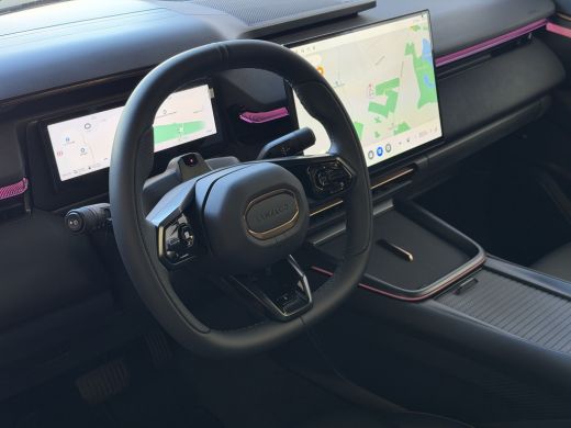 Lynk & Co 08 Lynk & Co 08 MORE PHEV PANO MATRIX LED HARMAN KARDON 360&deg;CAM | PHEV ActivLease financial lease