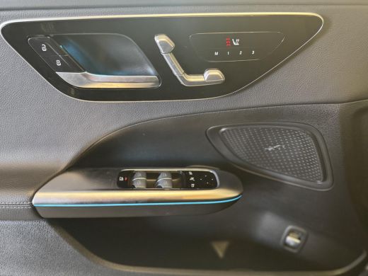 Mercedes-Benz C-Klasse 200 AMG Line / PANO /360 CAMERA / TREKHAAK / MEMORY / ActivLease financial lease