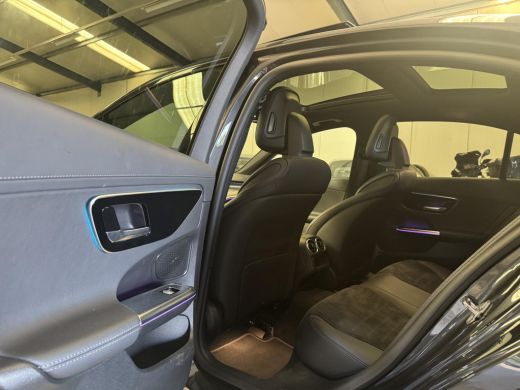 Mercedes-Benz C-Klasse 200 AMG Line / PANO /360 CAMERA / TREKHAAK / MEMORY / ActivLease financial lease