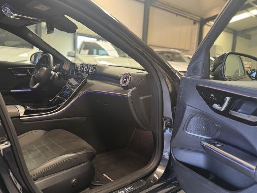 Mercedes-Benz C-Klasse 200 AMG Line / PANO /360 CAMERA / TREKHAAK / MEMORY / ActivLease financial lease