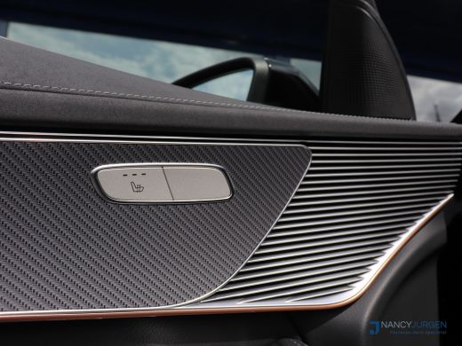 Mercedes-Benz EQC 400 4M | AMG | 80 kWh | Pano | LED | Ambiente | 20'' AMG | Parkeer Pakket | Camera | Batterij Cap... ActivLease financial lease