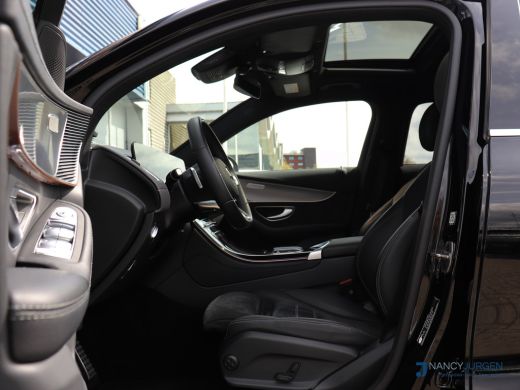 Mercedes-Benz EQC 400 4M | AMG | 80 kWh | Pano | LED | Ambiente | 20'' AMG | Parkeer Pakket | Camera | Batterij Cap... ActivLease financial lease