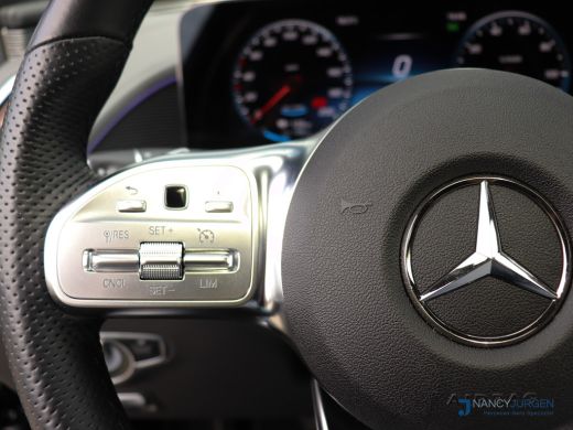 Mercedes-Benz EQC 400 4M | AMG | 80 kWh | Pano | LED | Ambiente | 20'' AMG | Parkeer Pakket | Camera | Batterij Cap... ActivLease financial lease