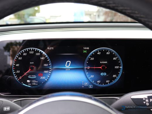Mercedes-Benz EQC 400 4M | AMG | 80 kWh | Pano | LED | Ambiente | 20'' AMG | Parkeer Pakket | Camera | Batterij Cap... ActivLease financial lease
