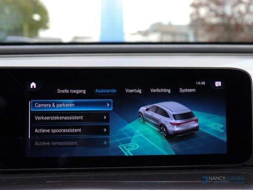 Mercedes-Benz EQC 400 4M | AMG | 80 kWh | Pano | LED | Ambiente | 20'' AMG | Parkeer Pakket | Camera | Batterij Cap... ActivLease financial lease