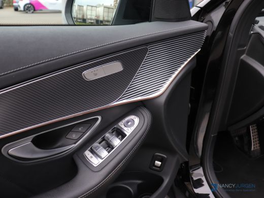 Mercedes-Benz EQC 400 4M | AMG | 80 kWh | Pano | LED | Ambiente | 20'' AMG | Parkeer Pakket | Camera | Batterij Cap... ActivLease financial lease