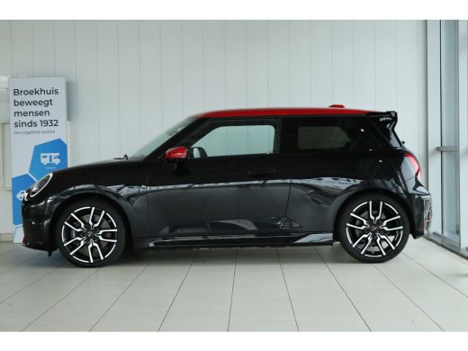 Mini Electric Cooper E John Cooper Works M 40.7 kWh | Adapt. Cruise | Harman & Kardon | Panoramadak | Stoel+Stu... ActivLease financial lease
