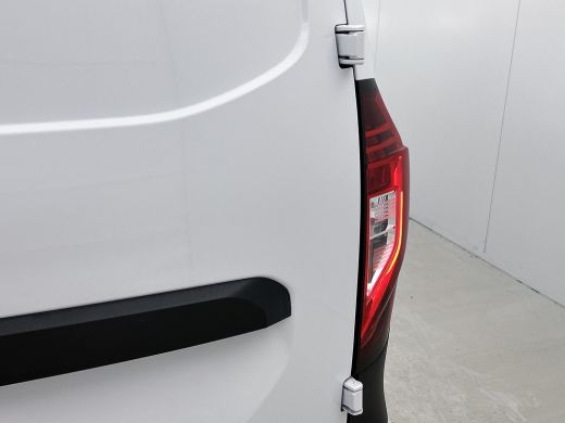 Nissan Townstar N-Connecta L2 45 kWh 100% EV. / Pdc.+Camera / Airco-ecc./ Radio-multimedia / Schuifdeur rechts / ... ActivLease financial lease