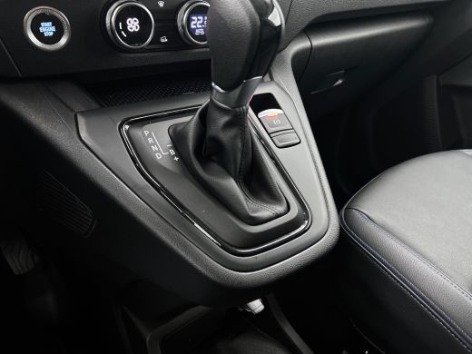 Nissan Townstar N-Connecta L2 45 kWh 100% EV. / Pdc.+Camera / Airco-ecc./ Radio-multimedia / Schuifdeur rechts / ... ActivLease financial lease