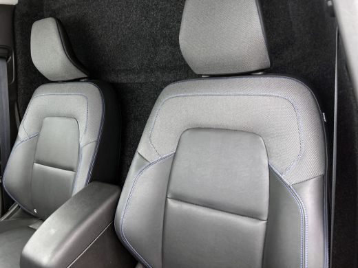 Nissan Townstar N-Connecta L2 45 kWh 100% EV. / Pdc.+Camera / Airco-ecc./ Radio-multimedia / Schuifdeur rechts / ... ActivLease financial lease