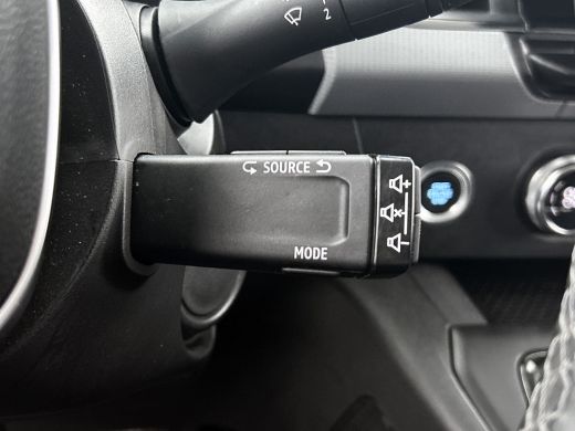 Nissan Townstar N-Connecta L2 45 kWh 100% EV. / Pdc.+Camera / Airco-ecc./ Radio-multimedia / Schuifdeur rechts / ... ActivLease financial lease