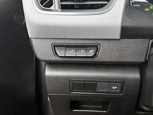 Nissan Townstar N-Connecta L2 45 kWh 100% EV. / Pdc.+Camera / Airco-ecc./ Radio-multimedia / Schuifdeur rechts / ... ActivLease financial lease