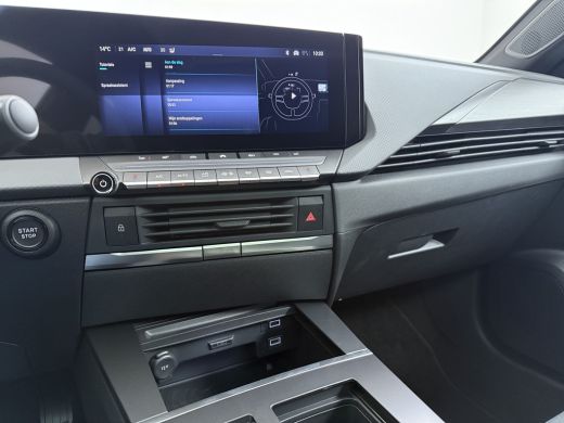 Opel Astra Ultimate - Electric | Achteruitrijcamera 180&deg; | Adaptive Cruise control | Apple CarPlay en Androi... ActivLease financial lease