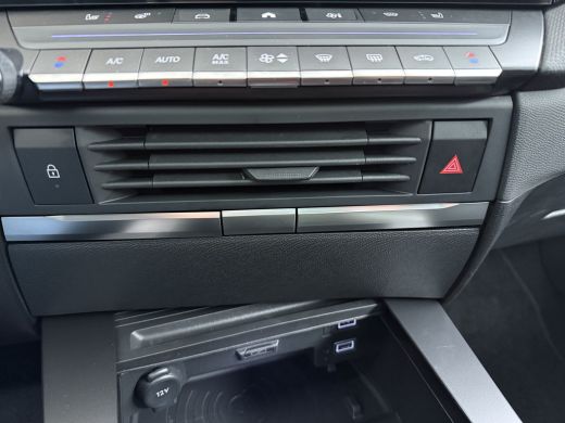Opel Astra Ultimate - Electric | Achteruitrijcamera 180&deg; | Adaptive Cruise control | Apple CarPlay en Androi... ActivLease financial lease
