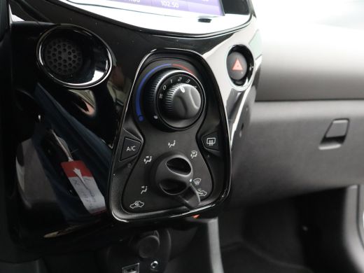 Peugeot 108 1.0 e-VTi Allure Airco| Cruise Control | Apple Carplay ActivLease financial lease