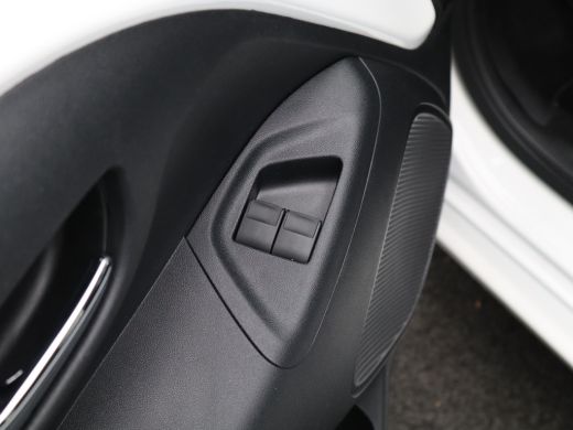 Peugeot 108 1.0 e-VTi Allure Airco| Cruise Control | Apple Carplay ActivLease financial lease