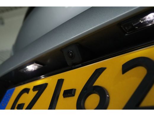 Peugeot 208 Hybrid 110 e-DCS6 GT | Cruise Control | Camera | Carplay | Keyless | Sfeerverlichting | LED | LMV... ActivLease financial lease