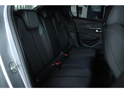 Peugeot 208 Hybrid 110 e-DCS6 GT | Cruise Control | Camera | Carplay | Keyless | Sfeerverlichting | LED | LMV... ActivLease financial lease