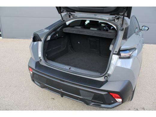 Peugeot 408 1.2 Hybrid 145 e-DCS6 Allure | Automaat | Navigatie | Camera | 19 Inch | Apple carplay | Originee... ActivLease financial lease