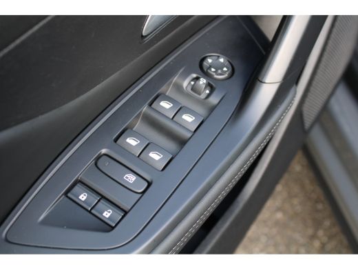 Peugeot 408 1.2 Hybrid 145 e-DCS6 Allure | Automaat | Navigatie | Camera | 19 Inch | Apple carplay | Originee... ActivLease financial lease