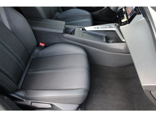 Peugeot 408 1.2 Hybrid 145 e-DCS6 Allure | Automaat | Navigatie | Camera | 19 Inch | Apple carplay | Originee... ActivLease financial lease