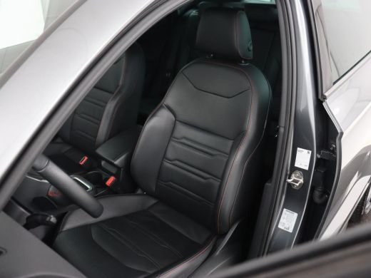 Seat Ateca 1.5 TSI FR Intense | Leder | Trekhaak | Stoelverwarming | Adaptive cruise | Standkachel | Camera ... ActivLease financial lease
