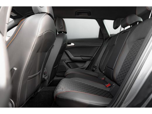 Seat Leon Sportstourer FR Business - eHybrid | Achteruitrijcamera | Automatisch dimmende binnenspiegel | Da... ActivLease financial lease