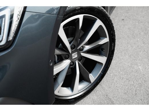 Seat Leon Sportstourer FR Business - eHybrid | Achteruitrijcamera | Automatisch dimmende binnenspiegel | Da... ActivLease financial lease