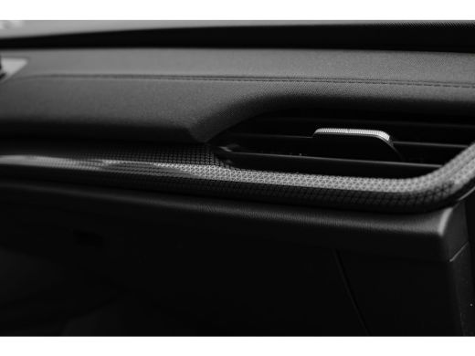 Skoda Elroq Limited Edition | Exclusief &euro;3000,- inruilvoordeel | Prijs inclusief inruilvoordeel is &euro;31.870 | ... ActivLease financial lease