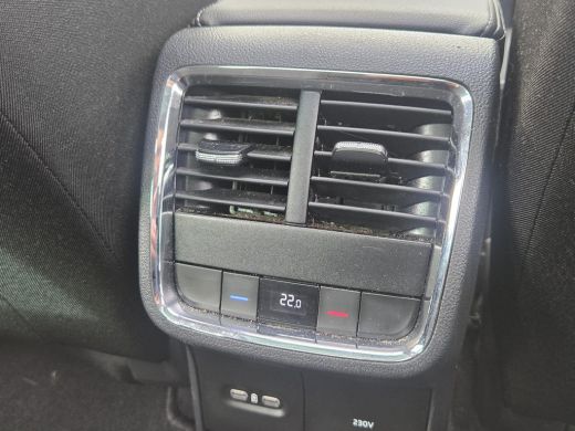 Skoda Octavia Combi 1.0 TSI Business Edition Plus NL-AUTO | PANODAK | TREKHAAK ActivLease financial lease